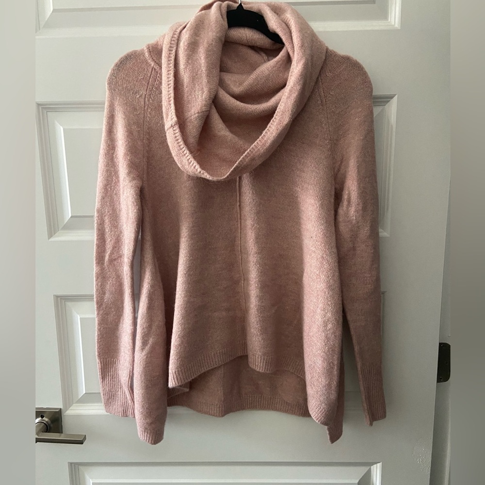 Jessica Simpson women’s pink cowl neck sweater
